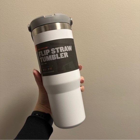 NEW STANLEY ICEFLOW FLIP STRAW TUMBLER | 30 OZ /stanley / white tumbler - Picture 3 of 10